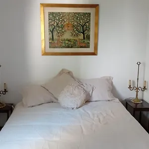 Tu Lugar En Recoleta, Amplio Monoambiente Con Bano Completo Y Cocina Aparte Buenos Aires