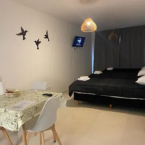 Apartamento Crystal Lavalle 1725