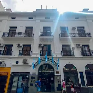 La Giralda Hotel *