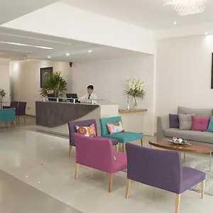 Columbia Palace 3*