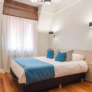 Sarmiento Flats Apartahotel