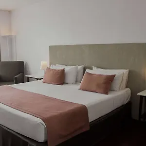 Hotel Dazzler By Wyndham Recoleta