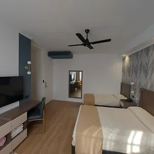 Internacional Otel 2*