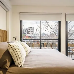 Chic With Balcony Views By Depptoe Apartment