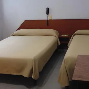 Hotel Confortable En Palermo Omega Buenos Aires