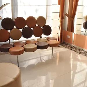 Cimma Apartahotel