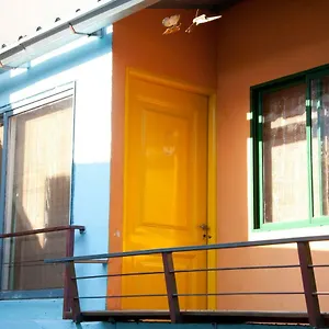 Back In Ba Hostal