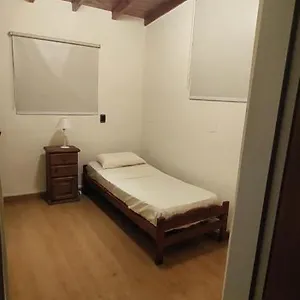 Individual En Casa Compartida Tipo Ph - Solo Mujeres- Women Only Homestay *