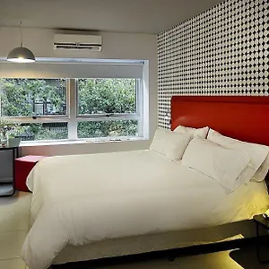 Pop Hotel